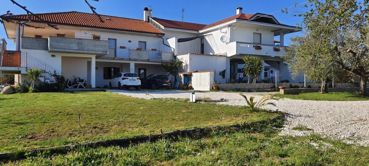 Casa Vacanze Cerreto 3 Miglianico Εξωτερικό φωτογραφία